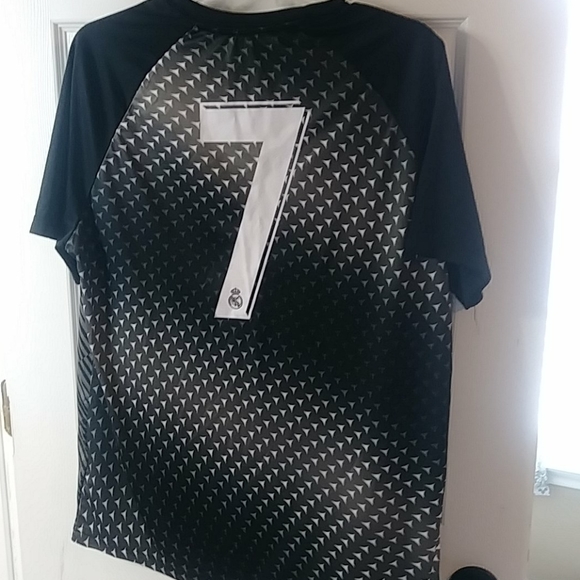 Shirt - Picture 3 of 3